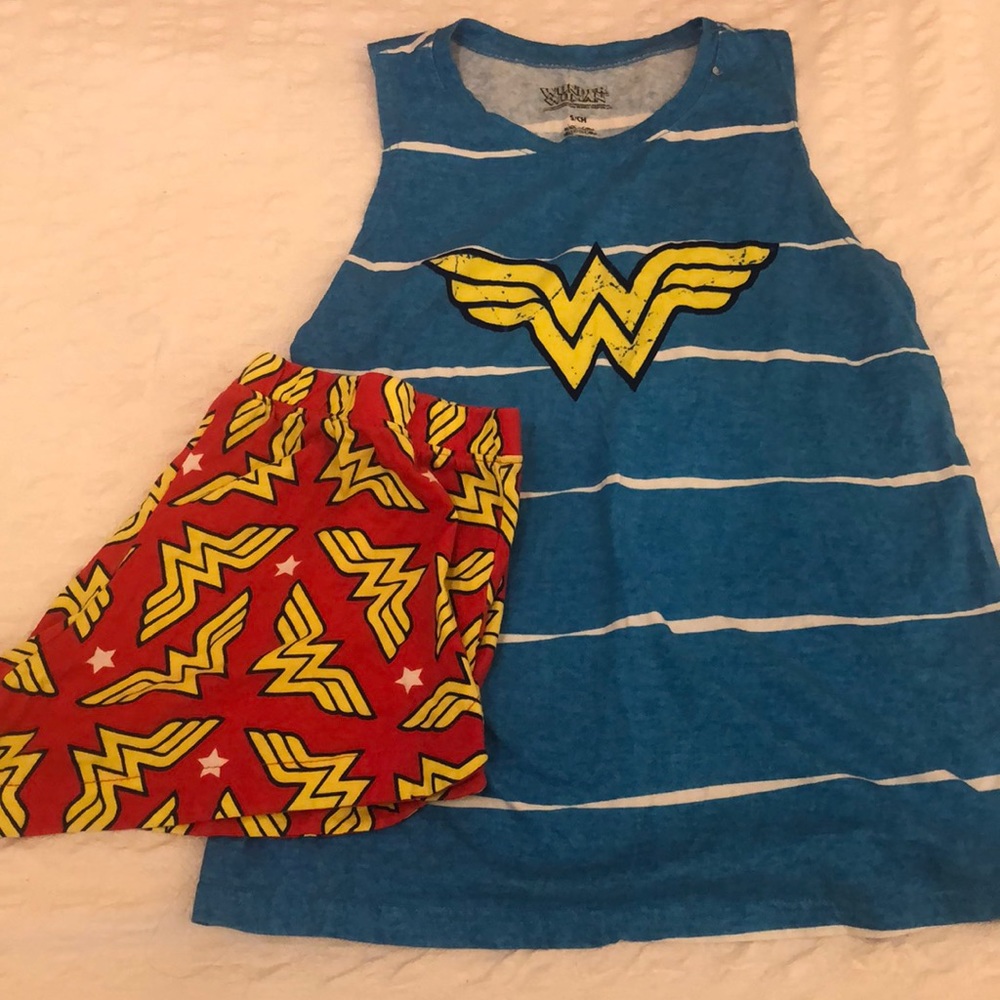 Wonder Woman Pajama Set